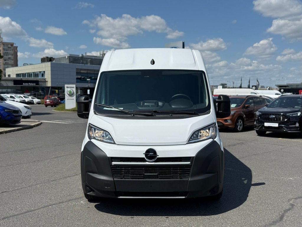 Opel Movano