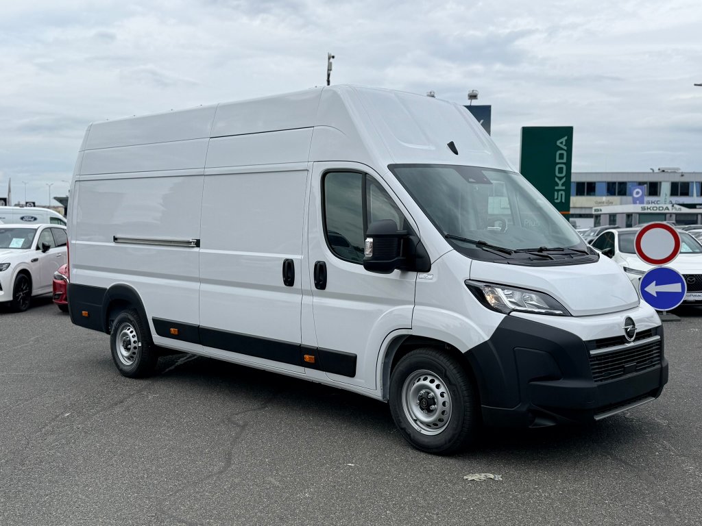 Opel Movano