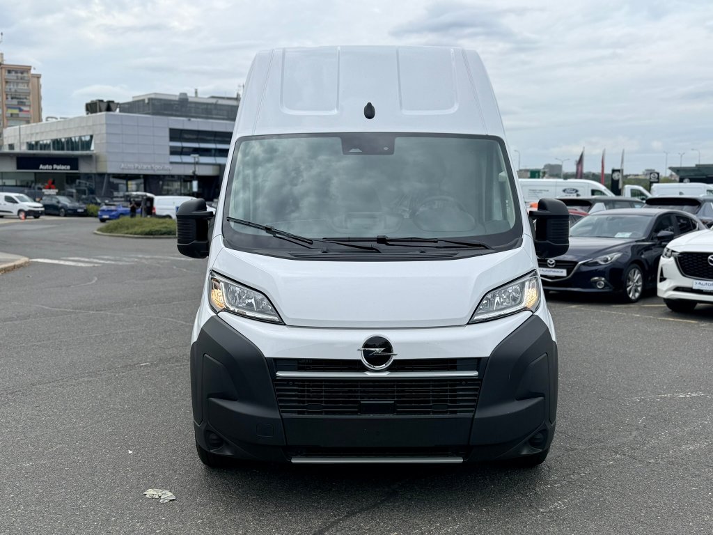 Opel Movano